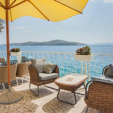 Роскошный шатер Rent-a-tent Amadria Park Trogir